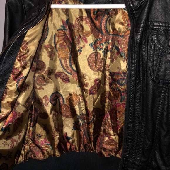 3/$30 Leather jacket - Picture 4 of 5